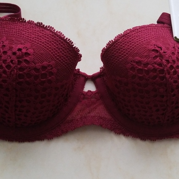 DKNY Women's Sheer Lace Balconette - Picture 7 of 8